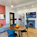 Maison Mansart Apartment *